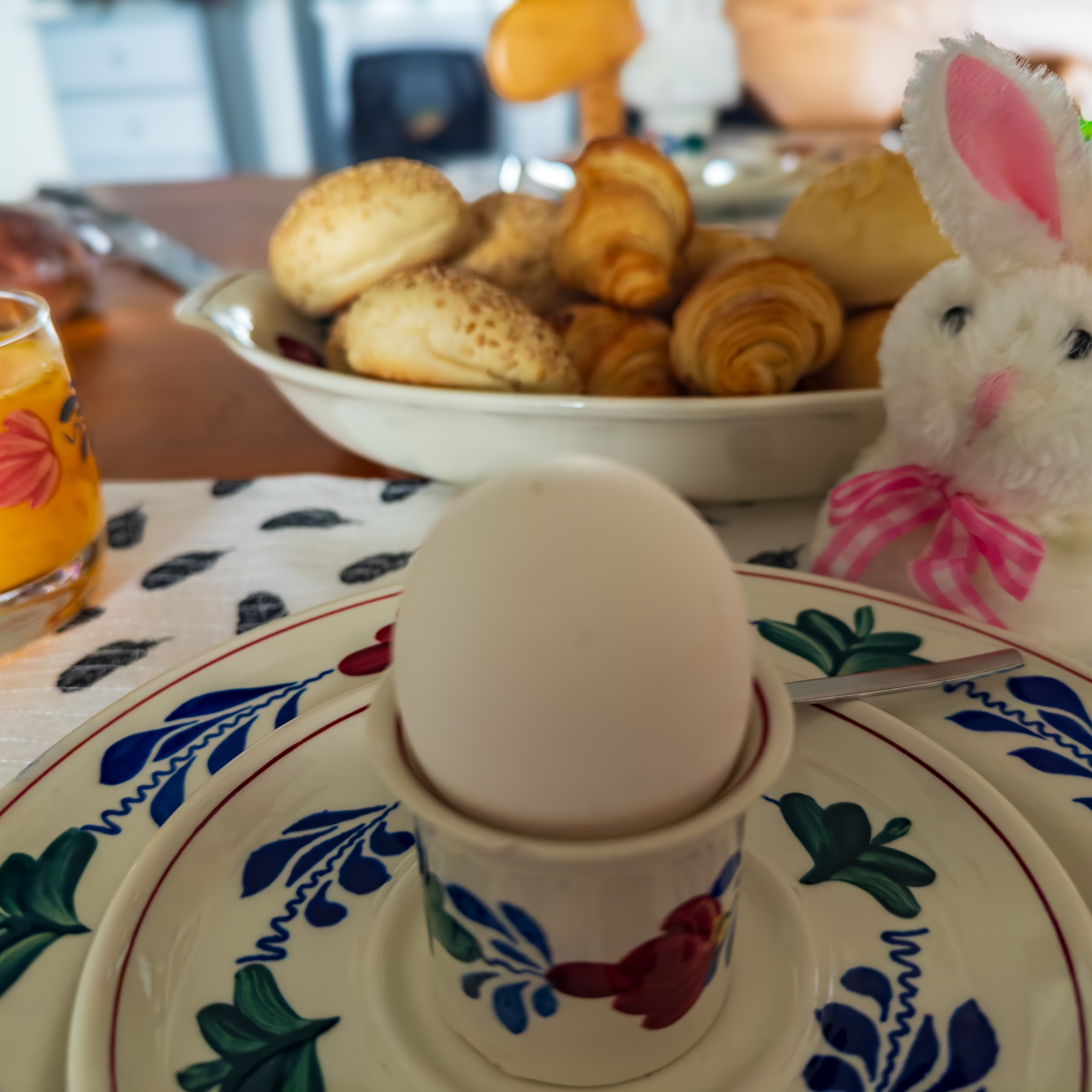 Los contrastes entre la Pascua y la Navidad